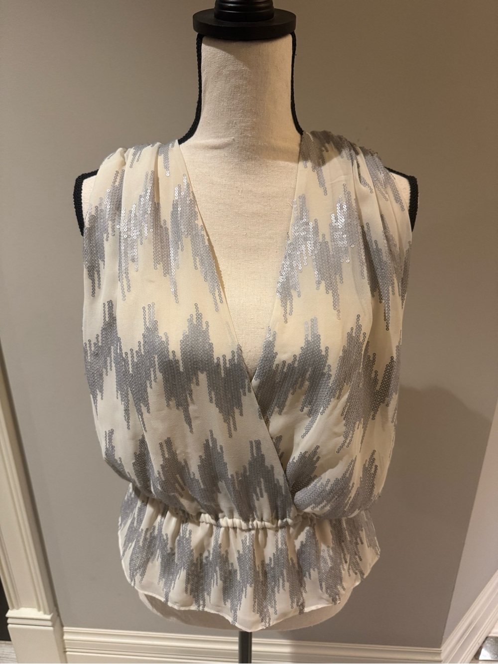 Women’s Ivory & Silver Sequin V-Neck Blouse
